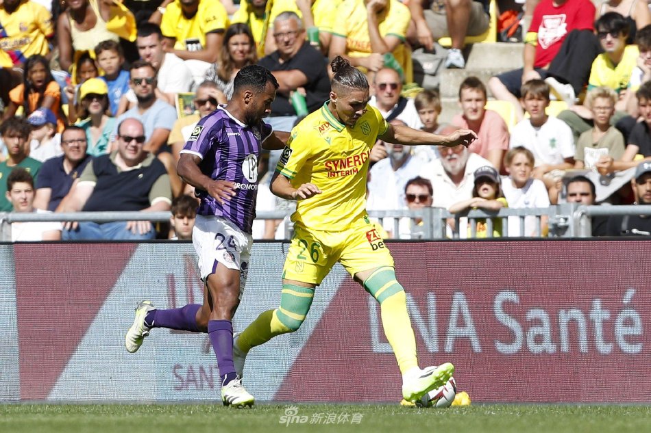 在本轮英超 在本轮英超