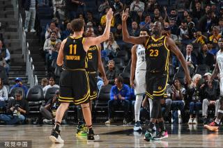 不乏类似操 不乏类似操