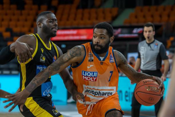 国足有备战 国足有备战